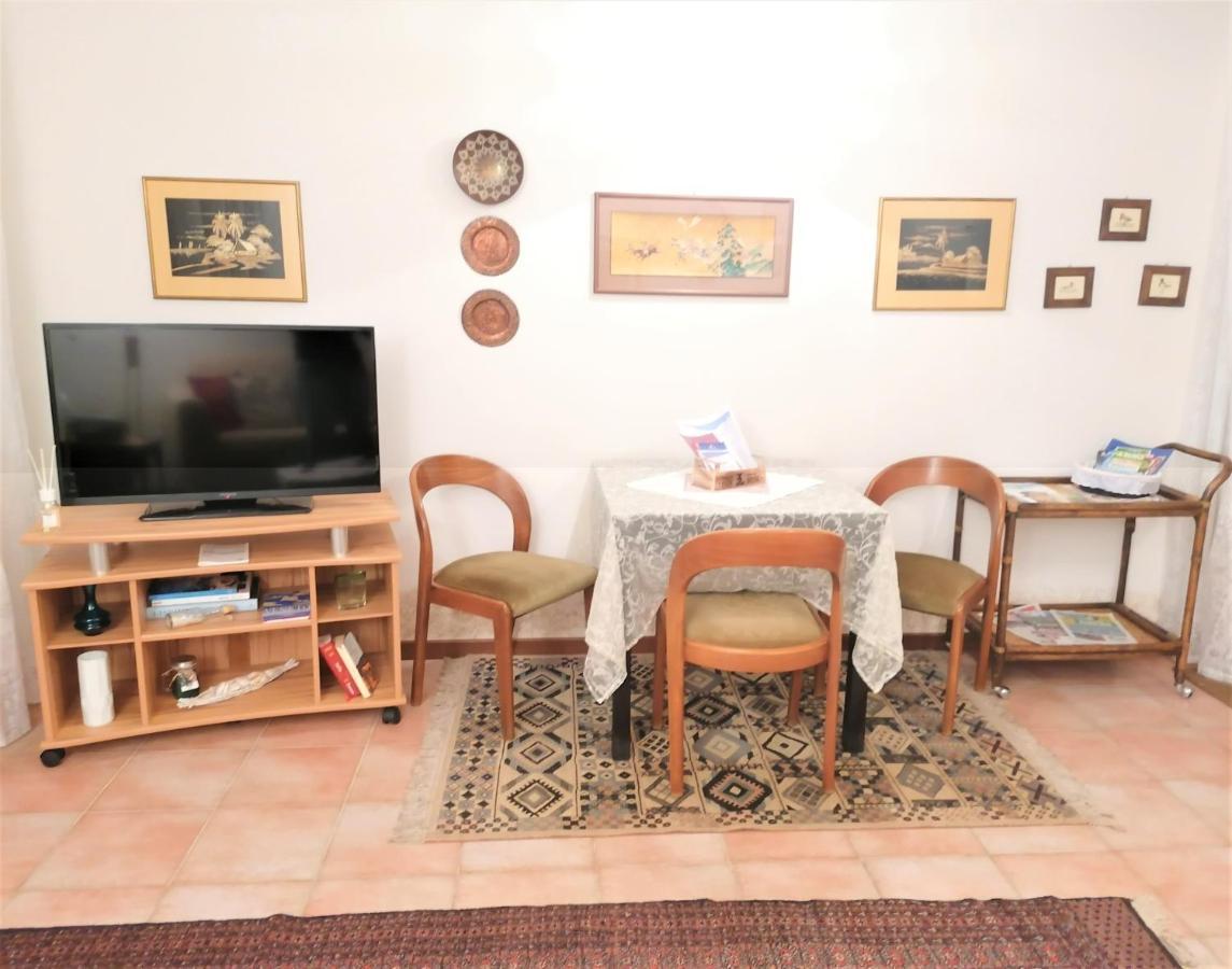 Ferienwohnung Casa Gisela Desenzano del Garda Exterior foto