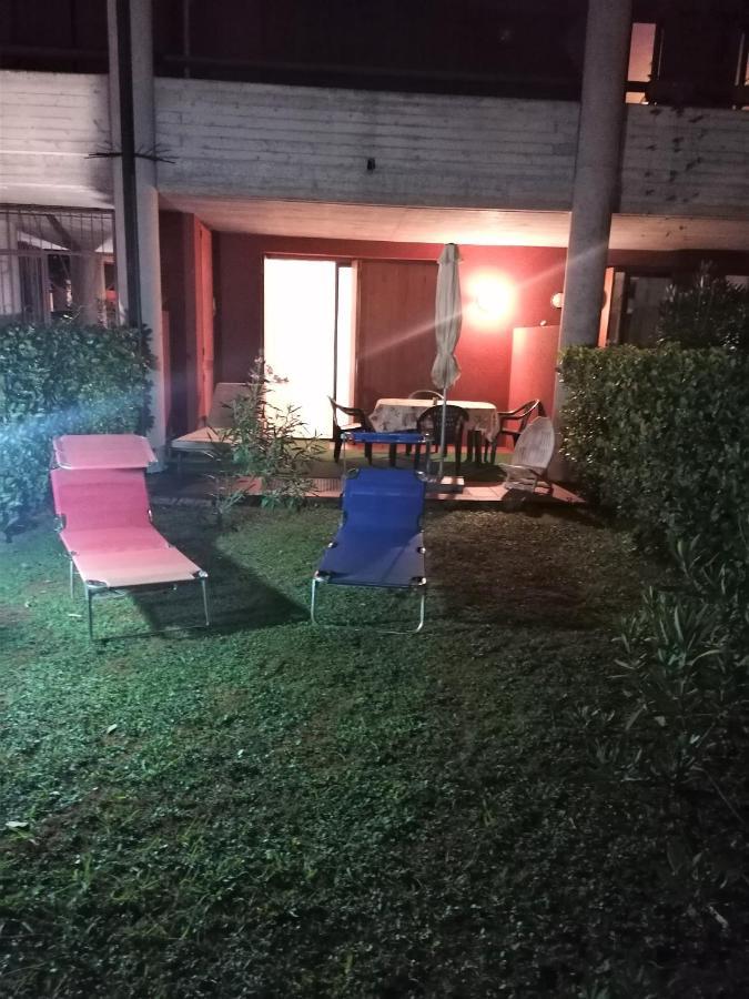 Ferienwohnung Casa Gisela Desenzano del Garda Exterior foto