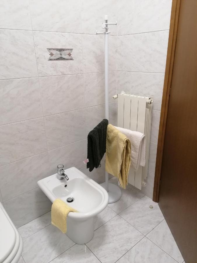 Ferienwohnung Casa Gisela Desenzano del Garda Exterior foto